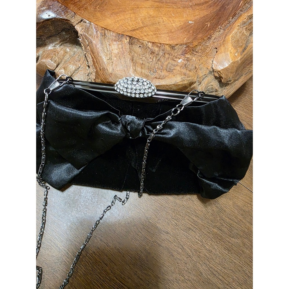Neiman Marcus Black Velvet Satin Bow Clutch Rhinestone Clasp Evening Bag Chain